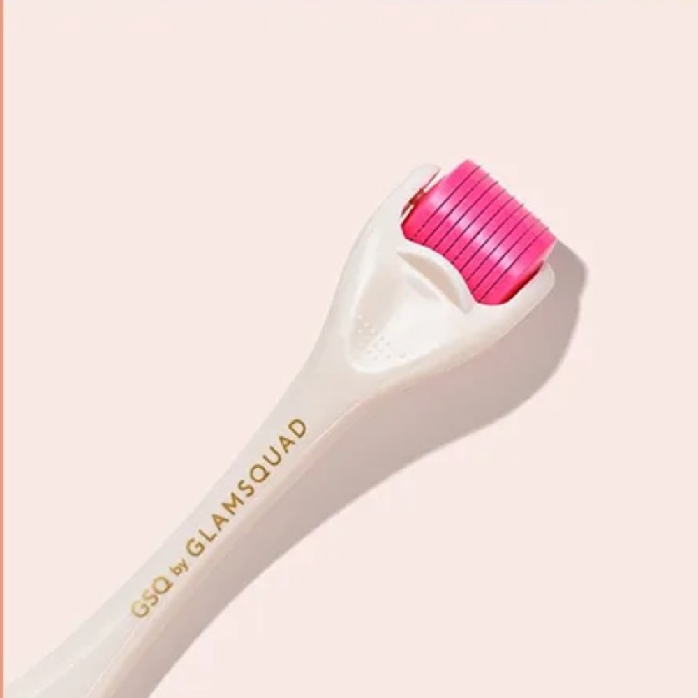 GSQ by GLAMSQUAD Micro Facial Roller